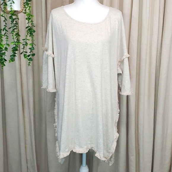 NWT Size 1X Umgee Heathered Ivory Fringe Top - Picture 1 of 7